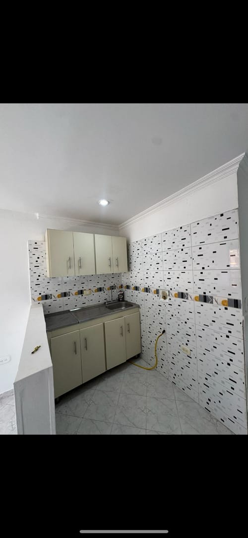 Casa de 4 alcobas en venta en Picaleña Y Mirolindo, Ibagué, 160 m² · foto 10 de 12