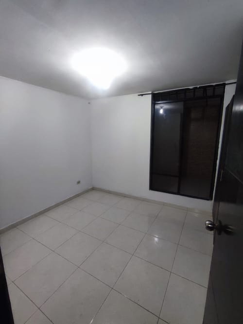 Casa de 4 alcobas en venta en Llanocentro, Villavicencio, 86 m² · foto 2 de 13