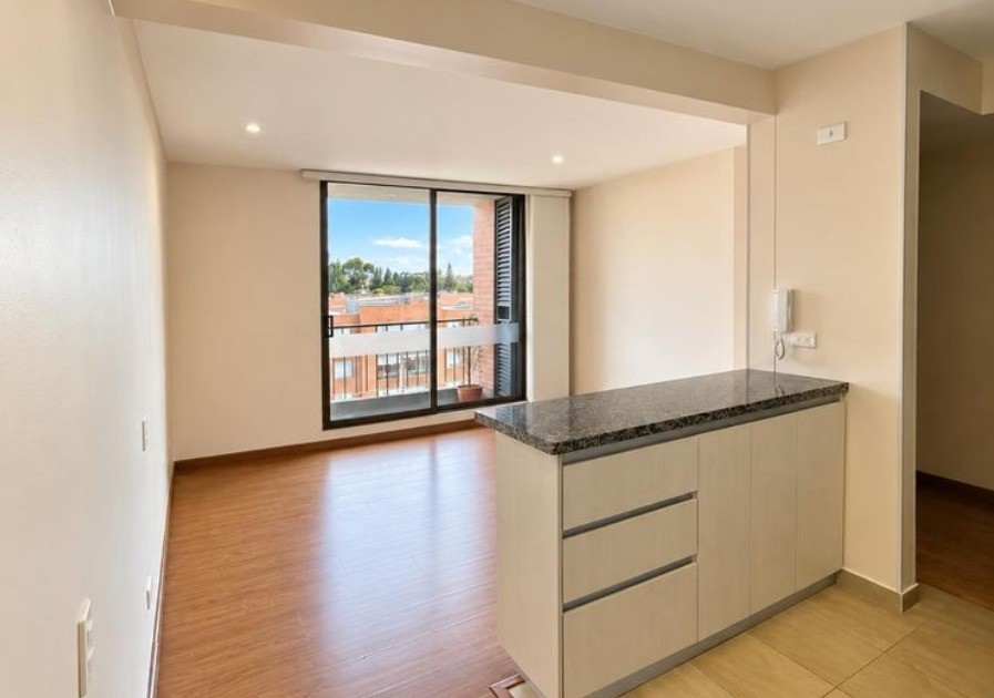 Apartamento en venta en El Redil, Bogotá · foto 2 de 14