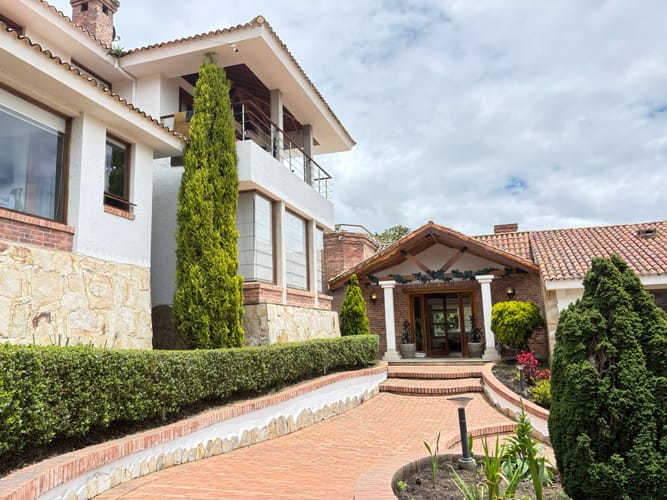 Casa de 3 alcobas en venta en Yerbabuena, Chía · foto 2 de 24