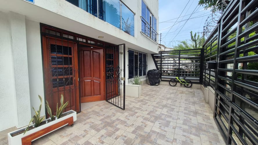 Casa de 5 alcobas en venta en Urbanizacion La Merced, Cali, 500 m² · foto 19 de 20