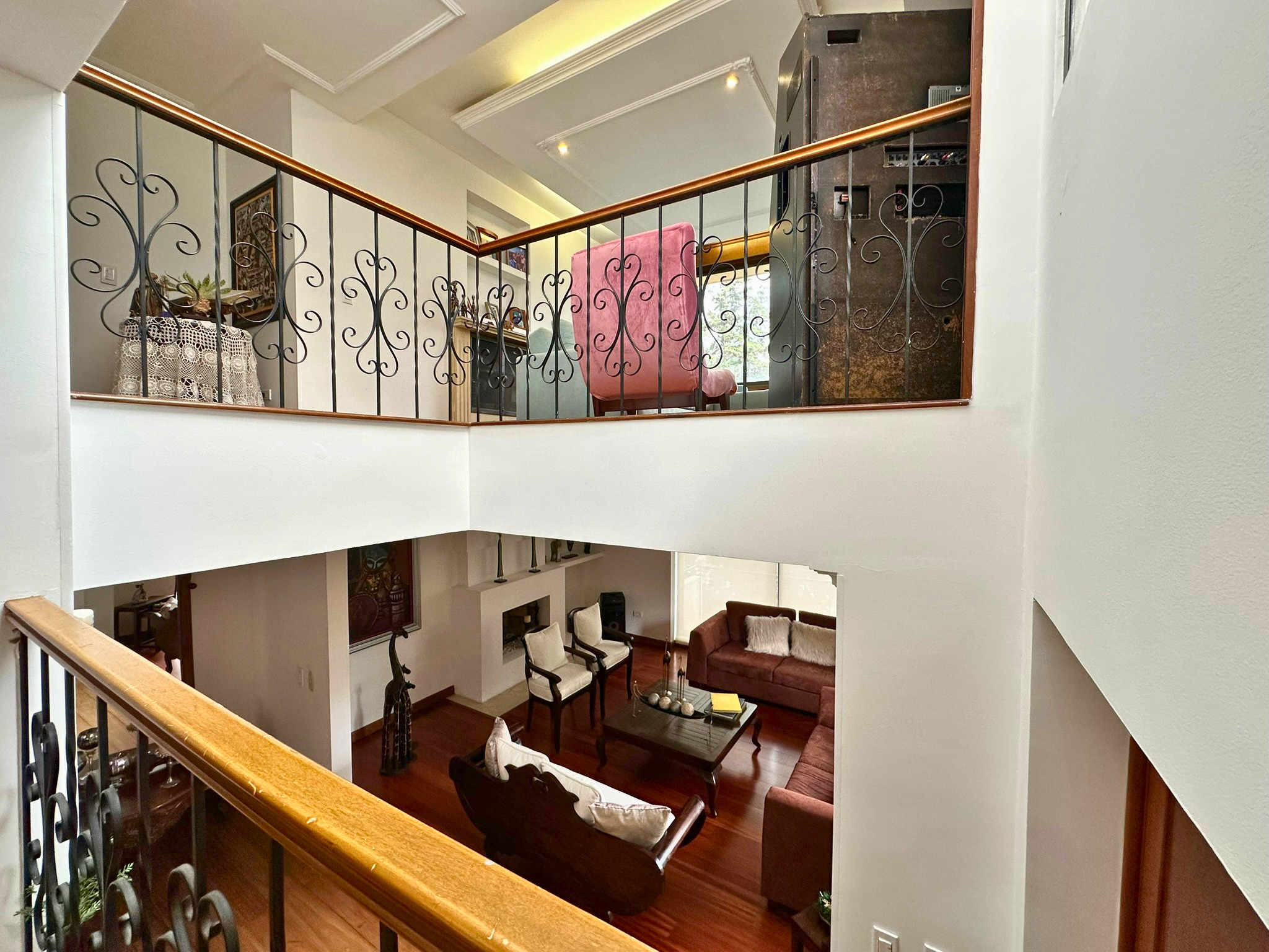 Casa en venta en Cerros De Suba, Bogotá · foto 8 de 24