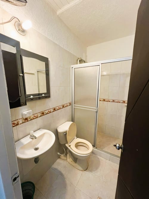 Casa de 4 alcobas en venta en Las Palmas, Ricaurte, 240 m² · foto 9 de 14