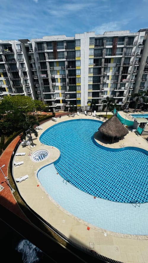 Apartamento de 3 alcobas en venta en Ricaurte, 64 m² · foto 2 de 20