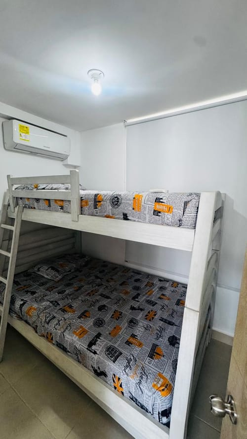 Apartamento de 3 alcobas en venta en Ricaurte, 64 m² · foto 15 de 20