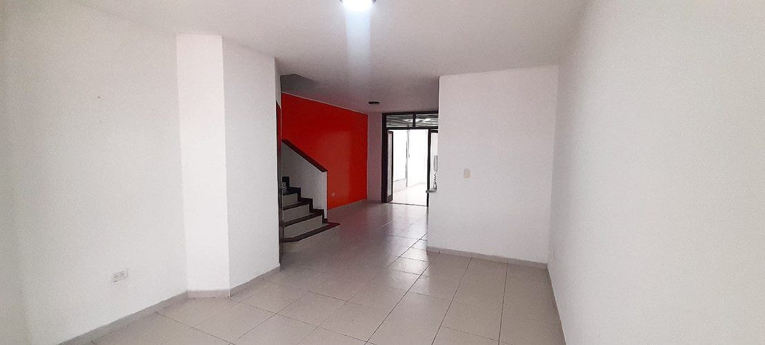 Casa de 3 alcobas en venta en Ub La Toscana, Villavicencio, 131 m² · foto 2 de 22