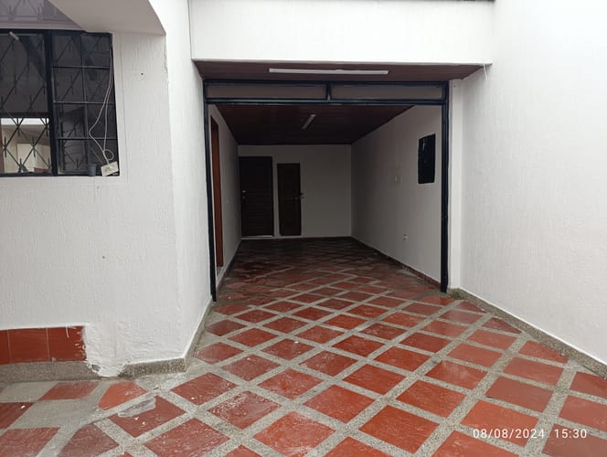 Casa de 3 alcobas en venta en Alhambra, Bogotá, 250 m² · foto 16 de 17
