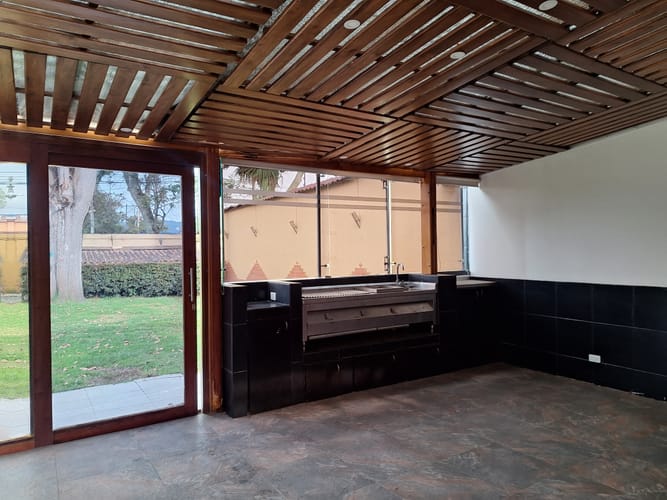 Casa de 5 alcobas en venta en San Jose De Bavaria, Bogotá, 550 m² · foto 12 de 24