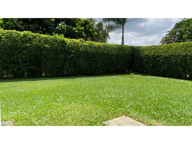 Casa de 3 alcobas en venta en La Morada, Jamundí, 320 m² · foto 3 de 24