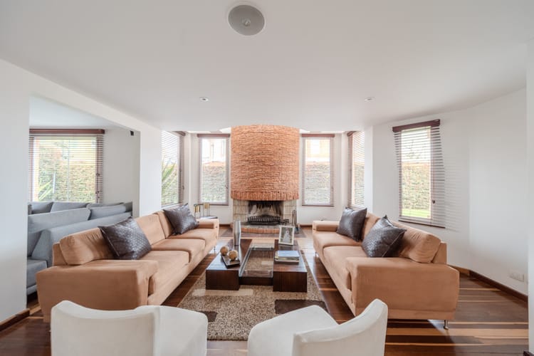 Casa de 5 alcobas en venta en Vereda La Balsa, Chía, 378 m² · foto 2 de 24