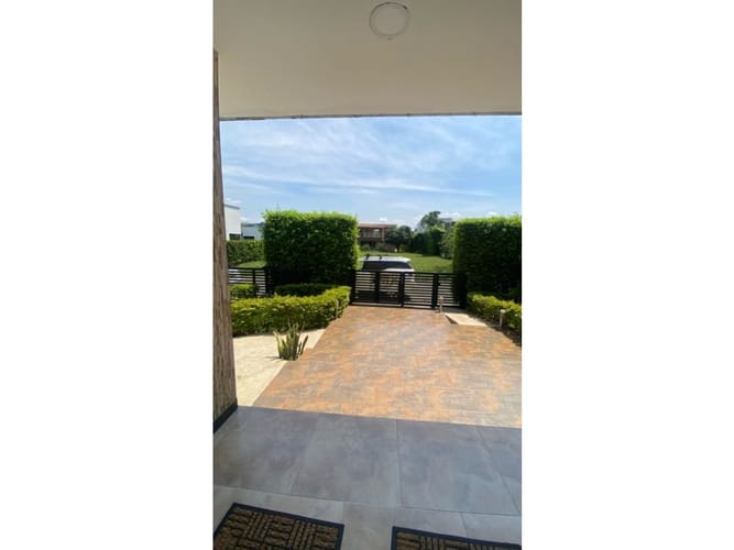 Casa de 5 alcobas en venta en Las Mercedes, Jamundí, 320 m² · foto 4 de 22