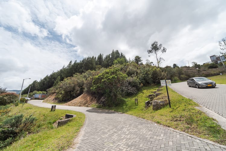 Lote en venta en Condominio Bosques Del Encenillo, La Calera, 1874 m² · foto 13 de 16