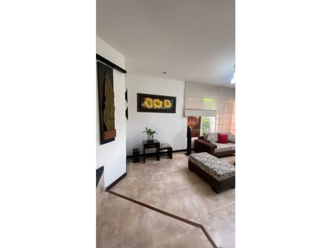 Casa de 5 alcobas en venta en Las Mercedes, Jamundí, 320 m² · foto 18 de 22