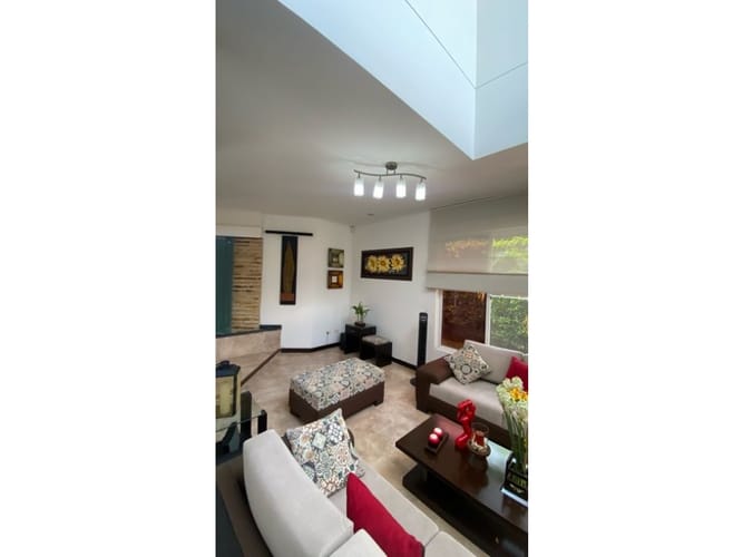 Casa de 5 alcobas en venta en Las Mercedes, Jamundí, 320 m² · foto 20 de 22