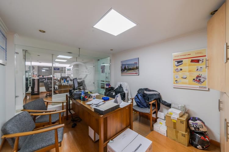 Casa de 15 alcobas en venta en Ilarco, Bogotá, 449 m² · foto 7 de 23