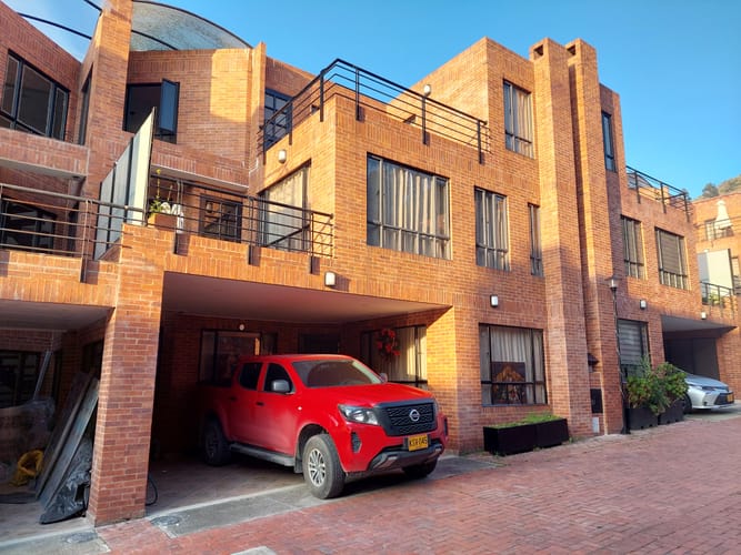 Casa de 3 alcobas en venta en El Abra, Cota, 171 m² · foto 2 de 24