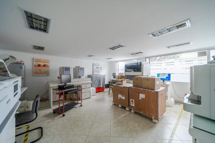 Casa de 15 alcobas en venta en Ilarco, Bogotá, 449 m² · foto 13 de 23