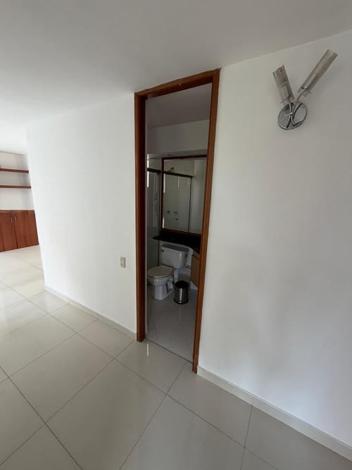 Apartamento de 3 alcobas en venta en Colina Campestre, Bogotá, 103 m² · foto 4 de 24
