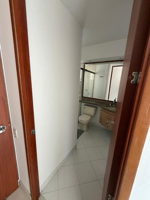 Apartamento de 3 alcobas en venta en Colina Campestre, Bogotá, 103 m² · foto 6 de 24