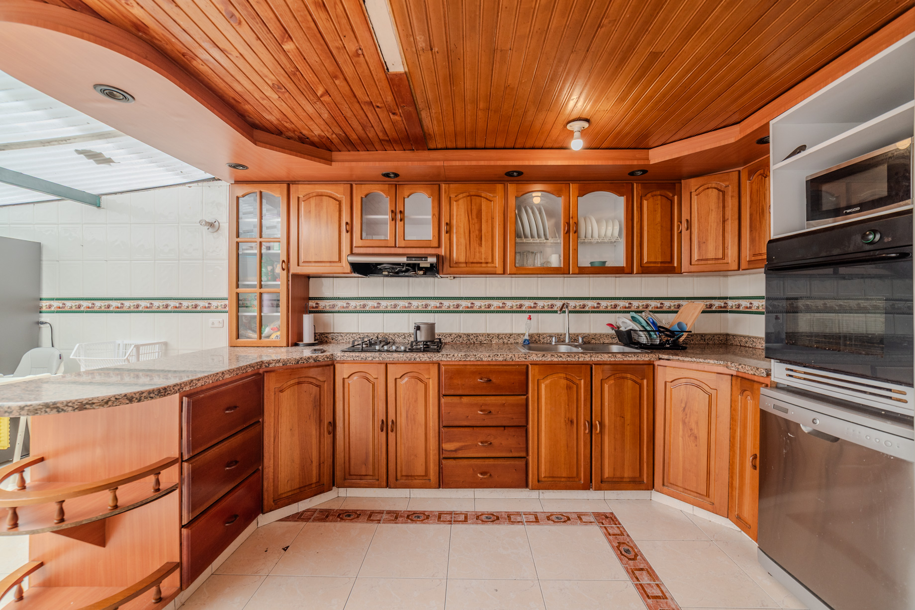 Casa en venta en Colina Campestre, Bogotá · foto 9 de 24