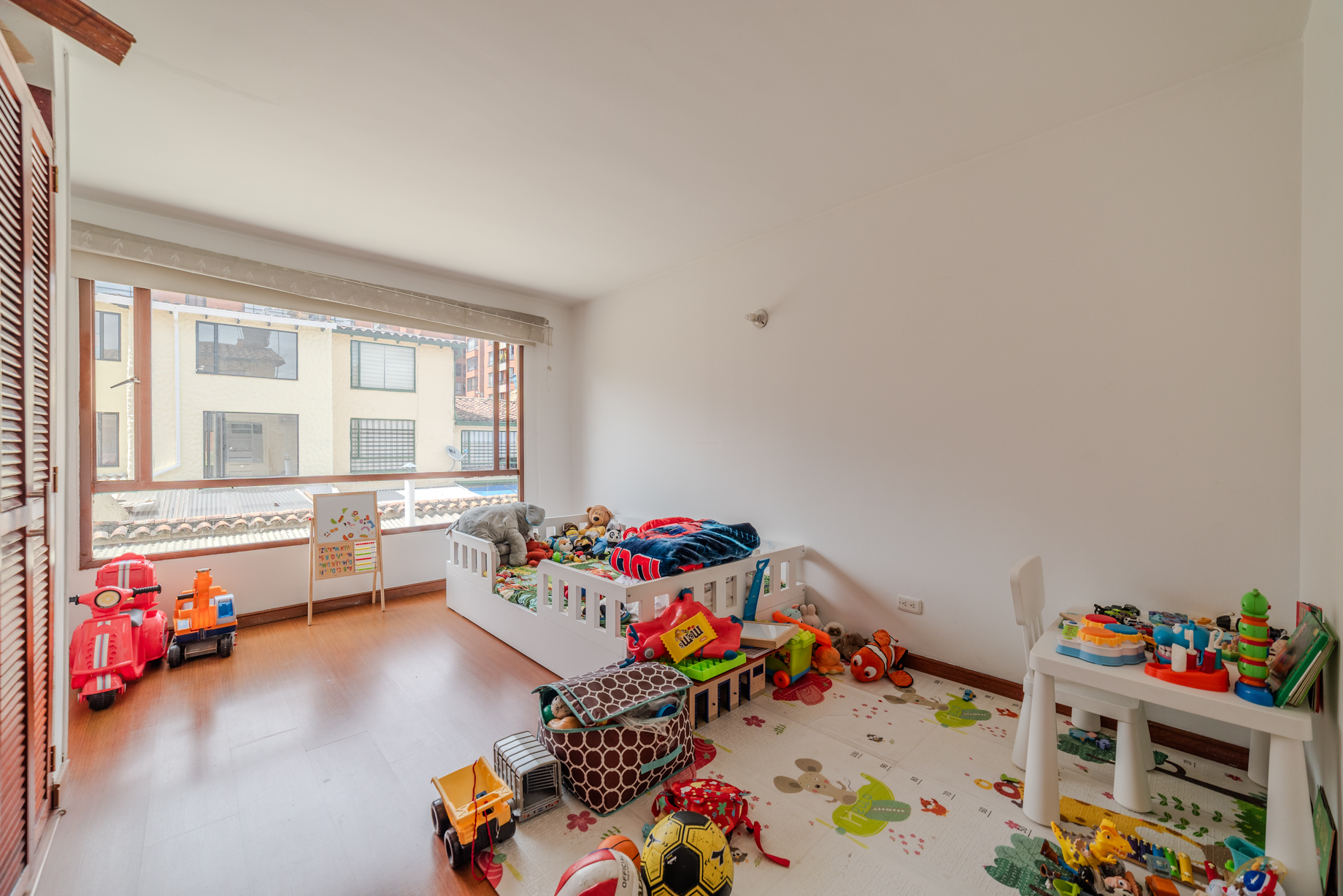 Casa en venta en Colina Campestre, Bogotá · foto 12 de 24