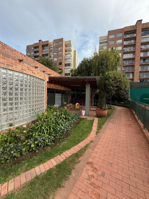 Apartamento de 3 alcobas en venta en Colina Campestre, Bogotá, 103 m² · foto 22 de 24