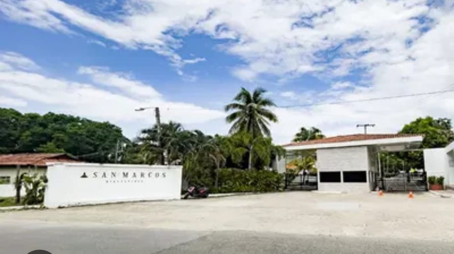 Lote en venta en Las Varas, Ricaurte, 500 m² · foto 4 de 8