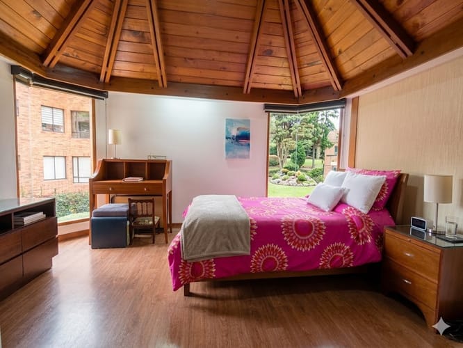 Casa de 3 alcobas en venta en Cerros De Suba, Bogotá, 205 m² · foto 12 de 18