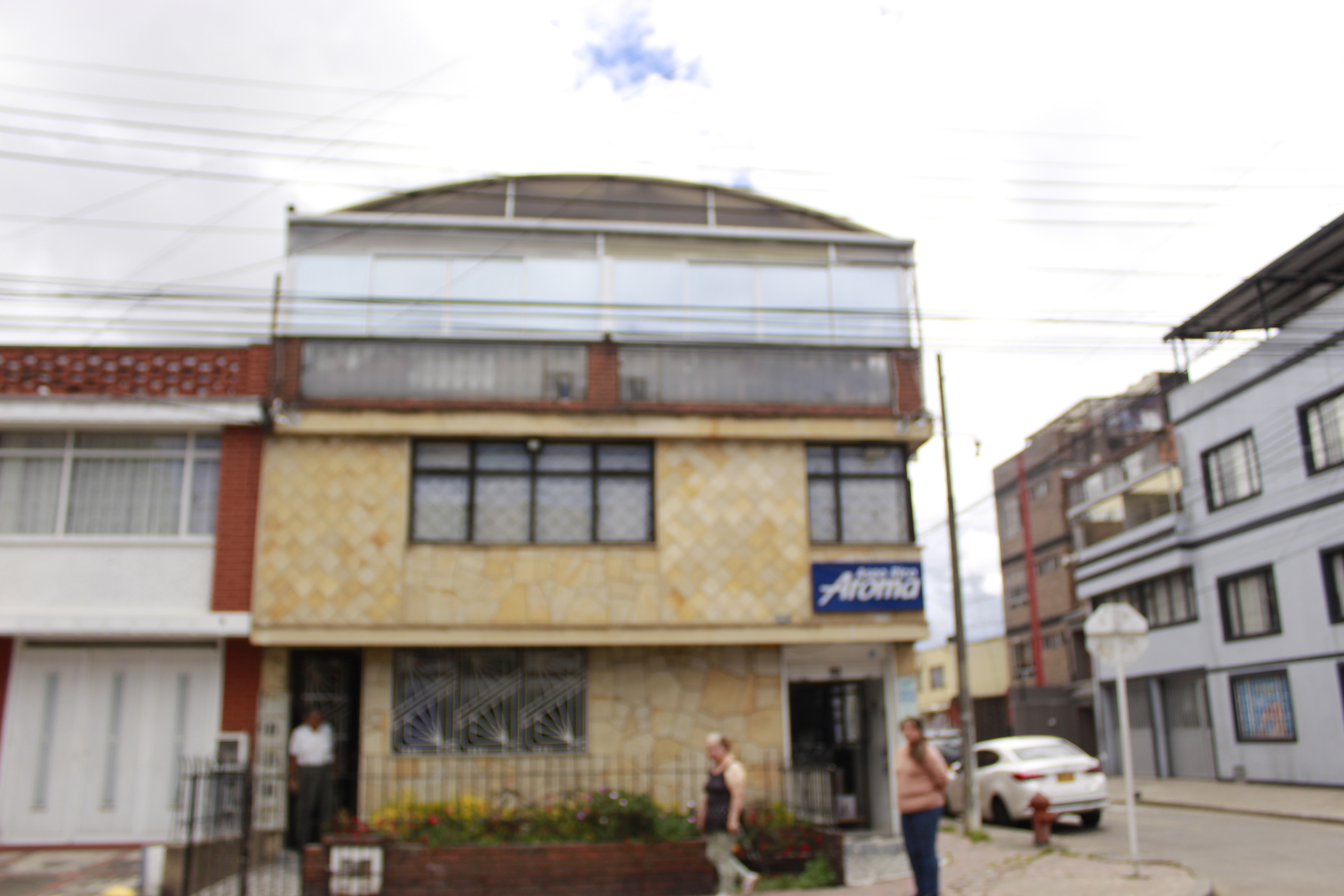 Casa en venta en Engativá, Bogotá · foto 2 de 12