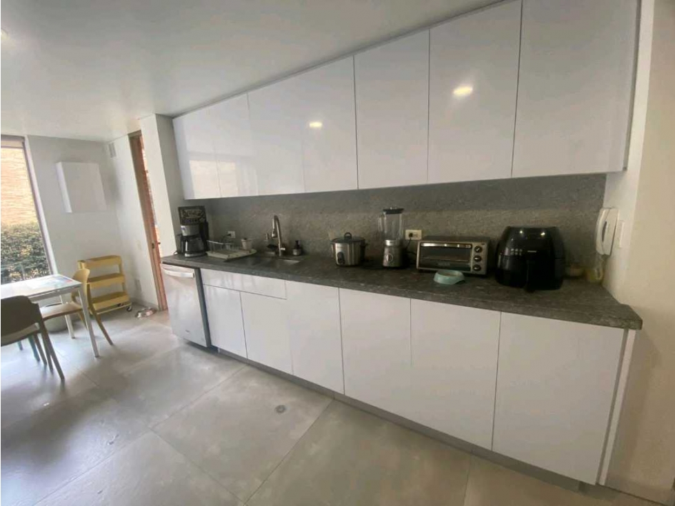 Apartamento en venta en Los Rosales, Bogotá · foto 13 de 24