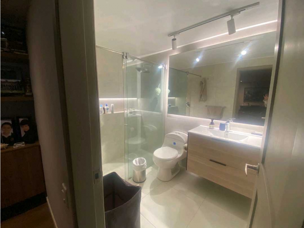 Apartamento en venta en Los Rosales, Bogotá · foto 21 de 24