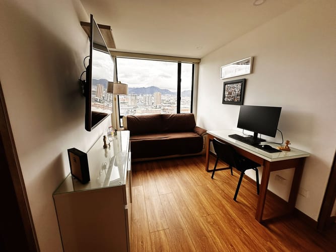 Apartamento de 3 alcobas en venta en Montevideo, Bogotá, 108 m² · foto 3 de 24