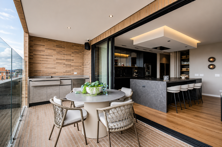 Apartamento de 3 alcobas en venta en Chicó Navarra, Bogotá, 336 m² · foto 5 de 24