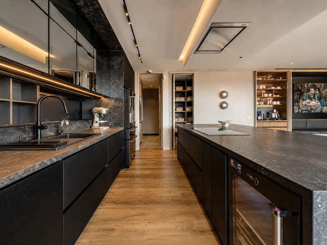 Apartamento de 3 alcobas en venta en Chicó Navarra, Bogotá, 336 m² · foto 8 de 24