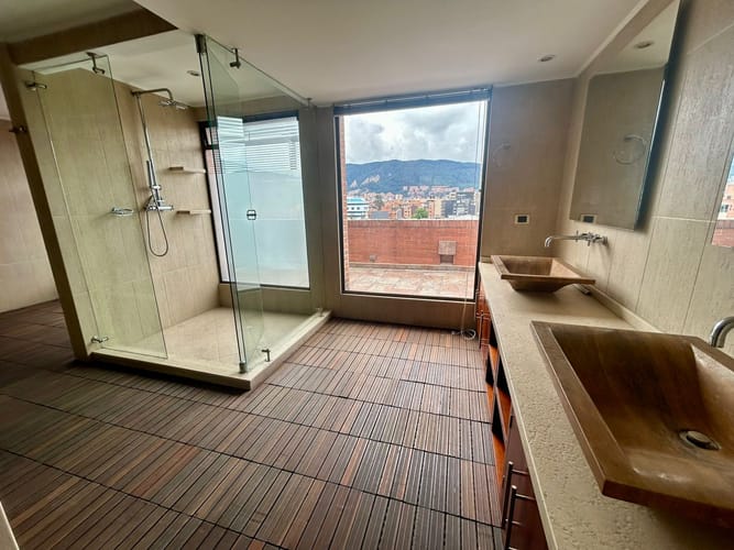 Apartamento en venta en Santa Barbara, Bogotá · foto 23 de 24