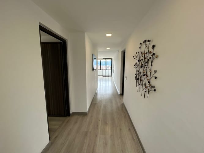 Apartamento en venta en Colina Campestre, Bogotá · foto 18 de 24