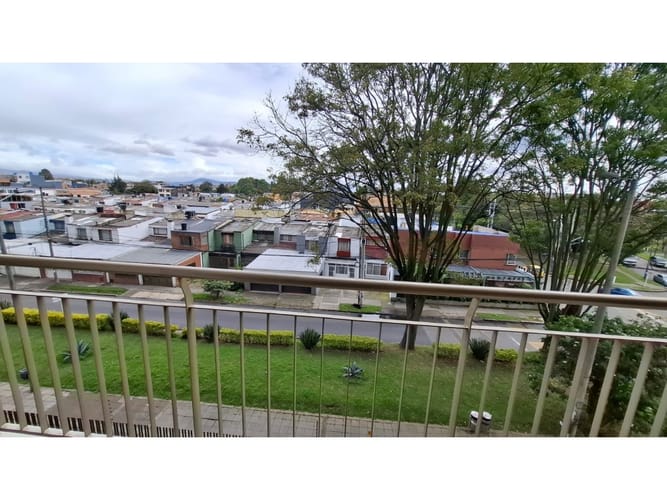 Apartamento de 3 alcobas en venta en Fontibon, Bogotá, 92 m² · foto 16 de 24