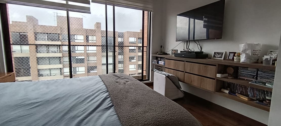 Apartamento de 3 alcobas en venta en Colina Campestre, Bogotá, 80 m² · foto 4 de 14