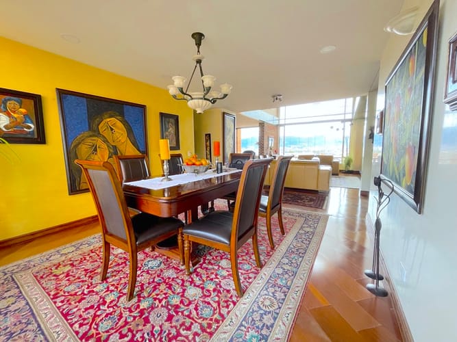 Apartamento de 3 alcobas en venta en Cerros De Suba, Bogotá, 171 m² · foto 3 de 23