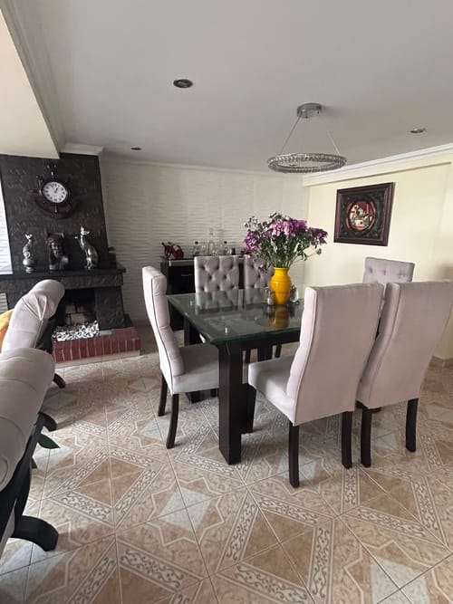 Casa de 5 alcobas en venta en Bavaria, Bogotá, 245 m² · foto 4 de 12