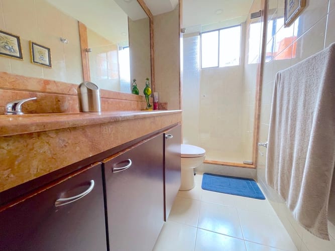 Apartamento de 3 alcobas en venta en Cerros De Suba, Bogotá, 171 m² · foto 13 de 23