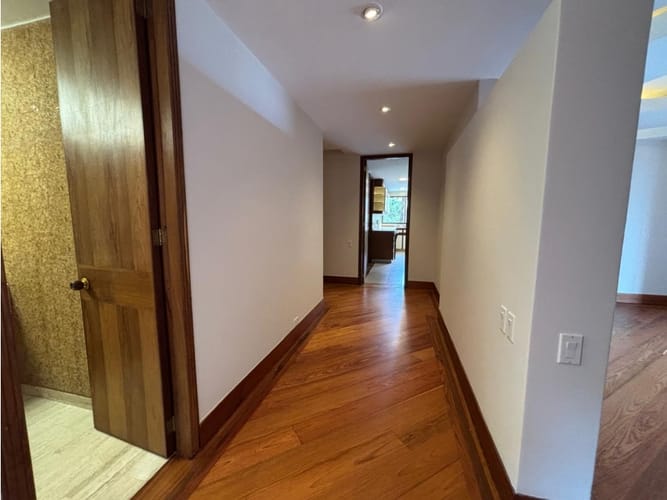 Apartamento en venta en Santa Barbara, Bogotá · foto 13 de 24