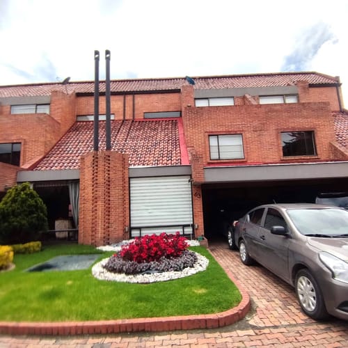 Casa en venta en Colina Campestre, Bogotá · foto 2 de 14