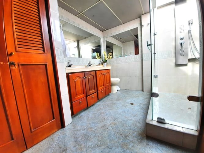 Casa en venta en Colina Campestre, Bogotá · foto 9 de 14