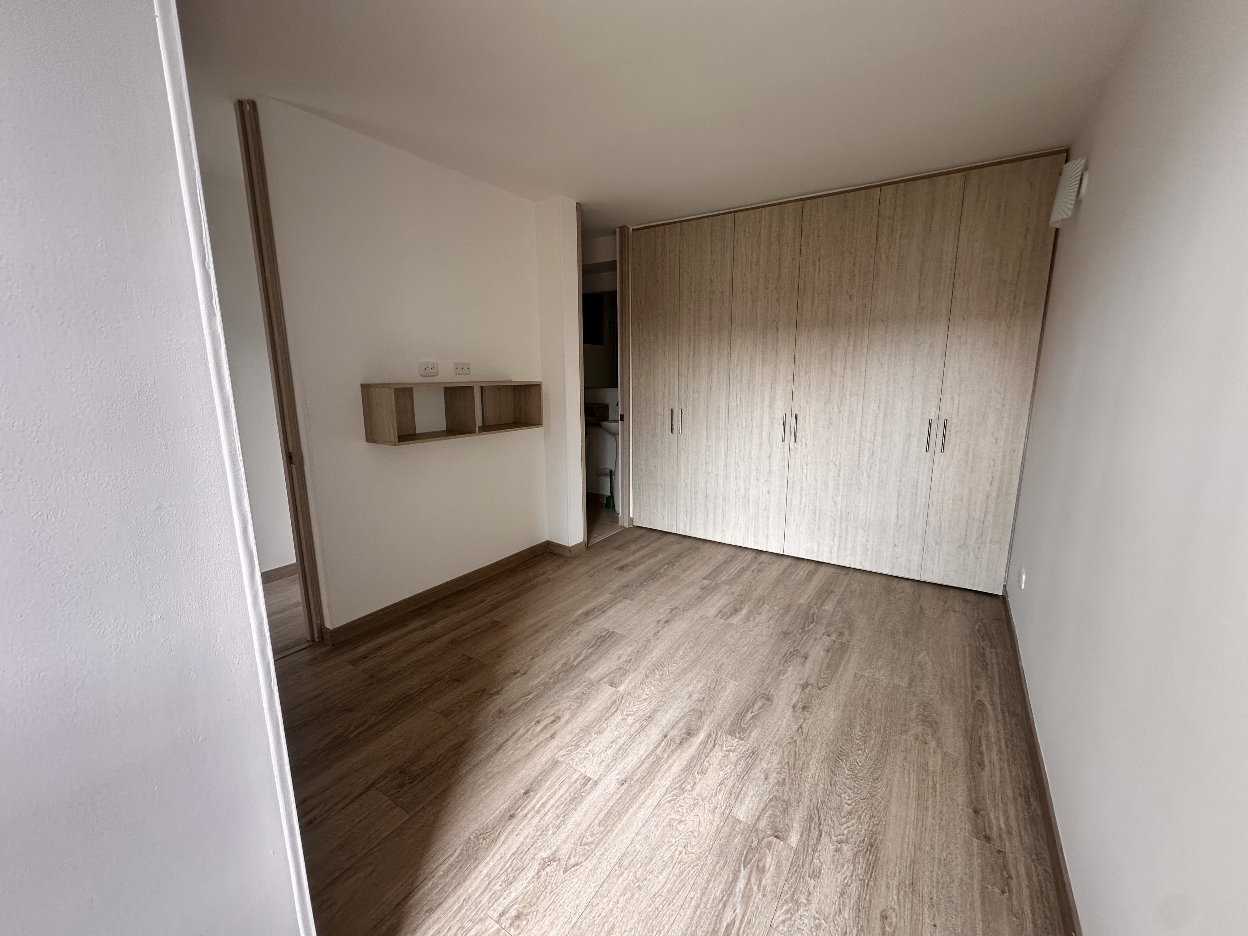 Apartamento en venta en Fontibon, Bogotá · foto 8 de 17