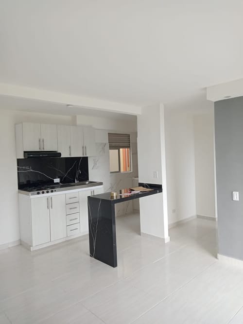 Apartamento de 3 alcobas en venta en Hacienda Santa Cruz, Ibagué, 56 m² · foto 4 de 17