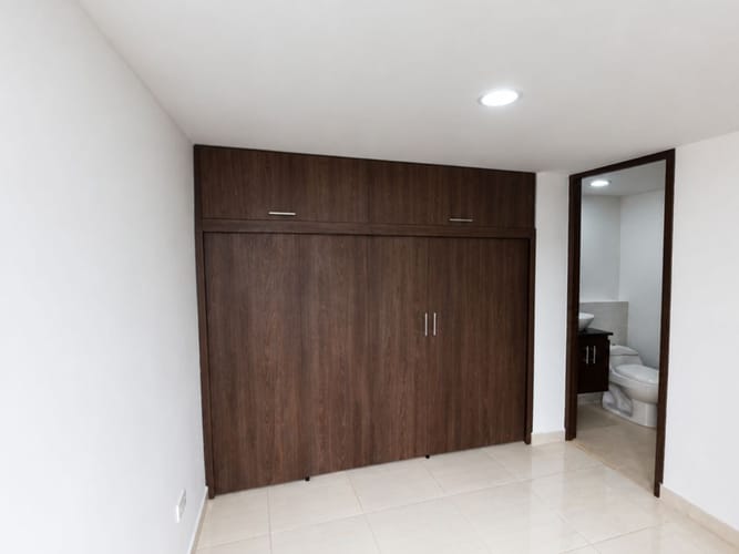 Apartamento de 3 alcobas en venta en Alto De Las Flores, Sabaneta, 60 m² · foto 12 de 13