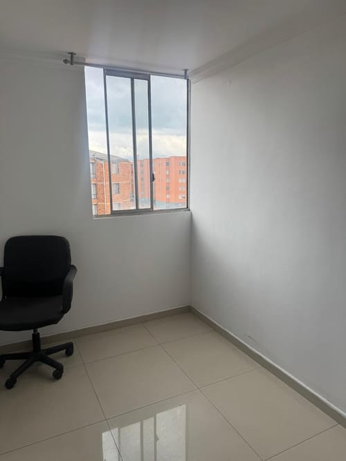 Apartamento de 3 alcobas en venta en San Mateo, Soacha, 52 m² · foto 4 de 11