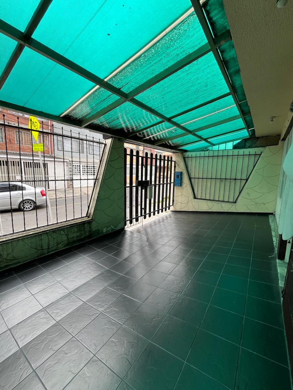 Casa en venta en San Eusebio, Bogotá · foto 4 de 13