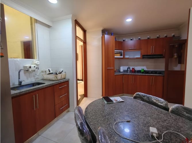 Apartamento de 5 alcobas en venta en Alhambra, Bogotá, 253 m² · foto 11 de 24
